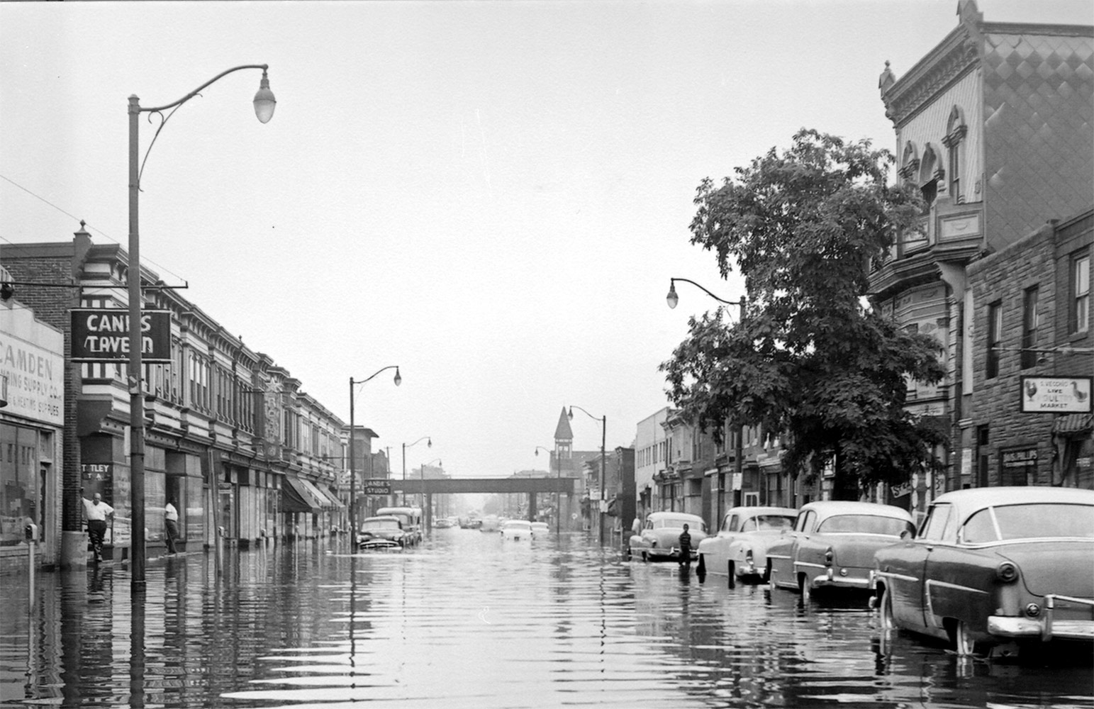 Looking west on Kaighn Avenue from Mt. Ephraim Avenue, August 11, 1955