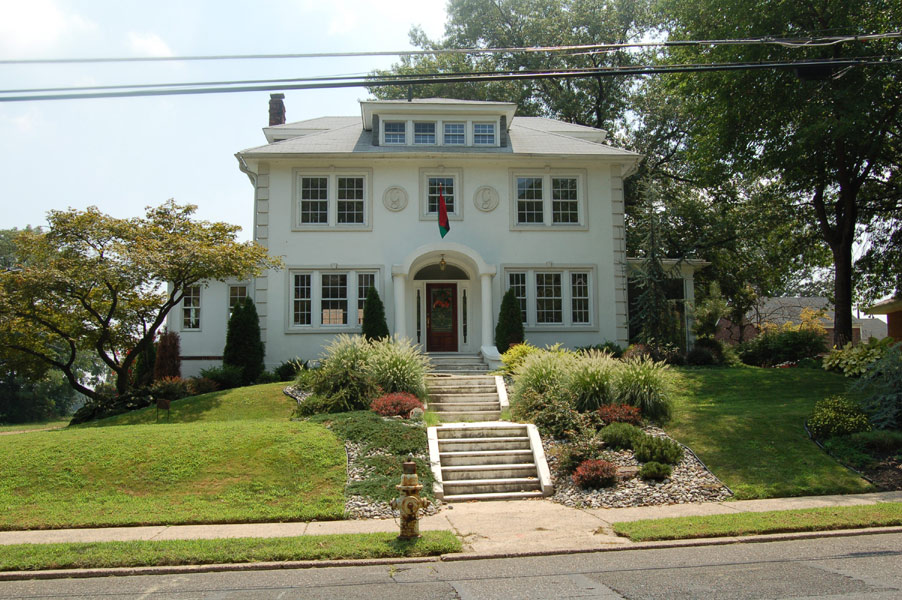 1596 Kaighn Avenue — The Walter Saline House
