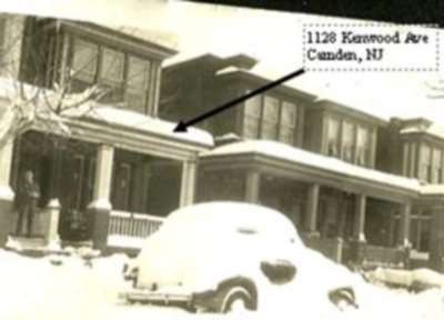 John Burns family at 1128 Kenwood Avenue, winter of 1942