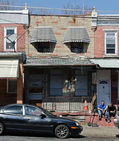 1223 Lansdowne Avenue, March 19, 2012