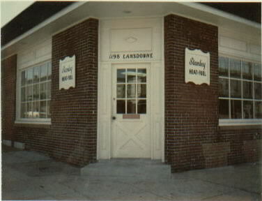 Stanley Heat and Fuel Company, 1188-1198 Lansdowne Avenue, 1968