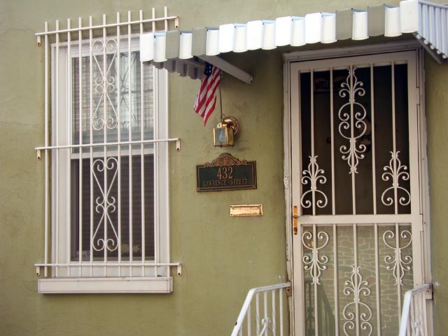 432 Lawrence Street, October 31, 2005