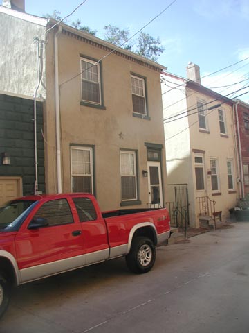 426 Lawrence Street, October 31, 2005