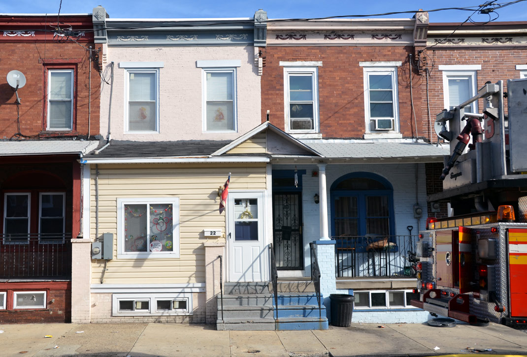 20 and 22 Leonard Avenue — December 3, 2011