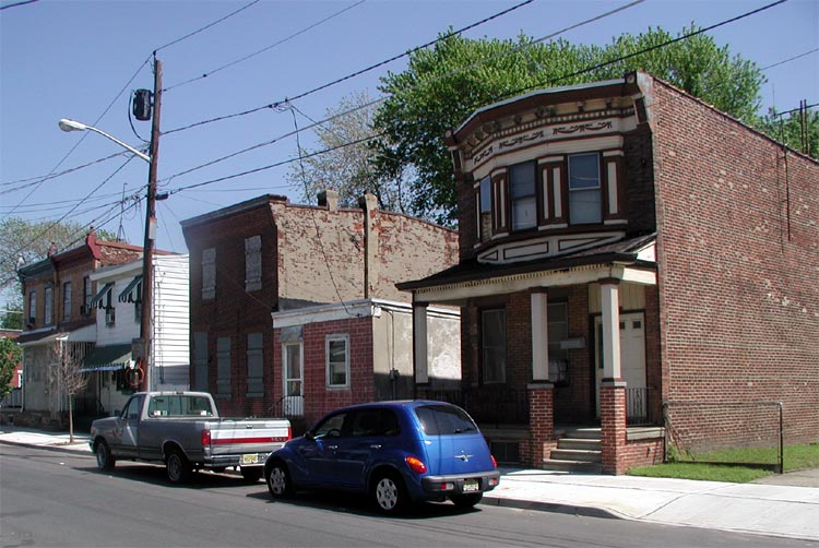 1136 to 1148 Liberty Street, May 5, 2004