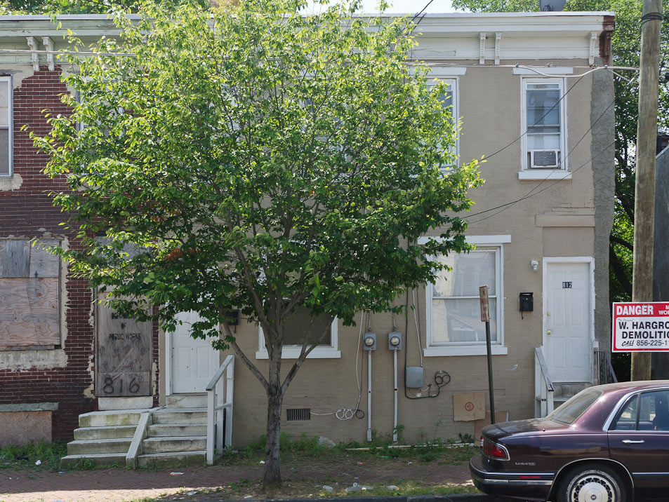 812–814 Line Street, May 29, 2012