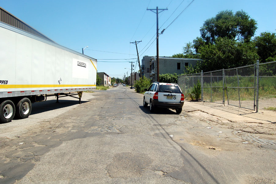 Line Street east of Locust Street, August 2006