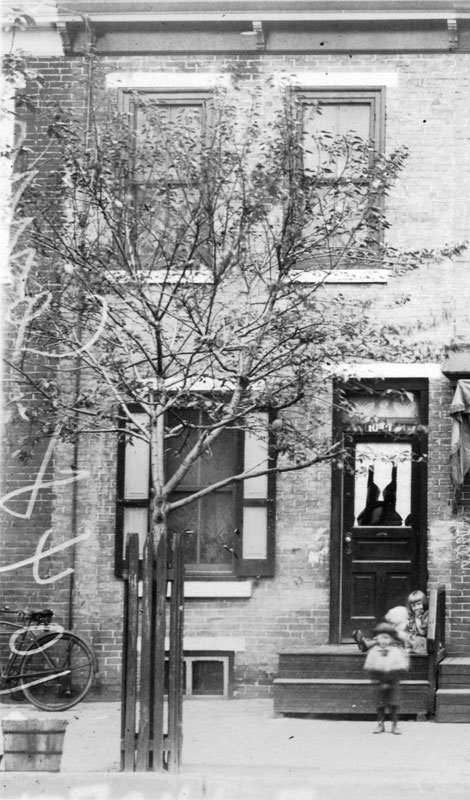 1046 Louis Street, 1947 directory