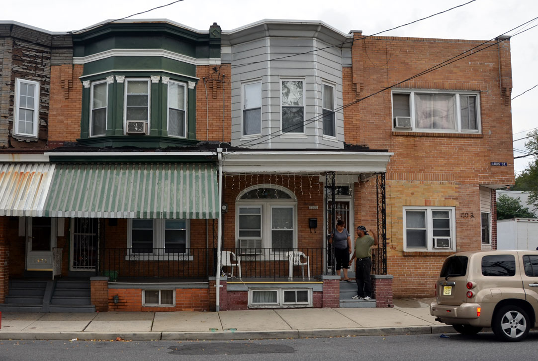 1498, 1500, and 1502 Louis Street, September 25, 2011