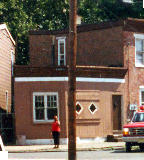 1140 Louis Street — R & M Amusement Company, August 26, 2001