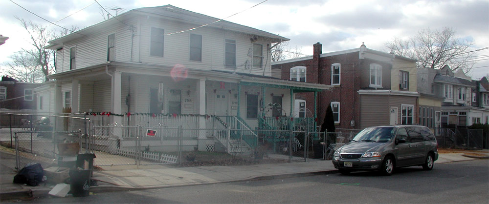 2752-2768 Mickle Street, December 27, 2005