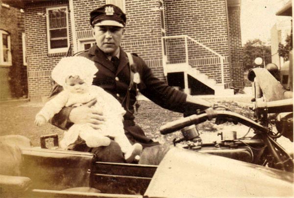 2923 Mickle Street — John B. Stanton & Family, 1920s-1963. Left: John & Eleanore Stanton, 1927