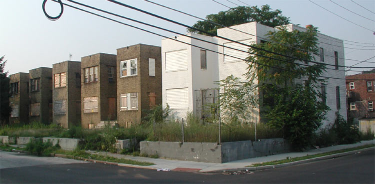 Southeast corner, Morse & Bank Street, July 2004