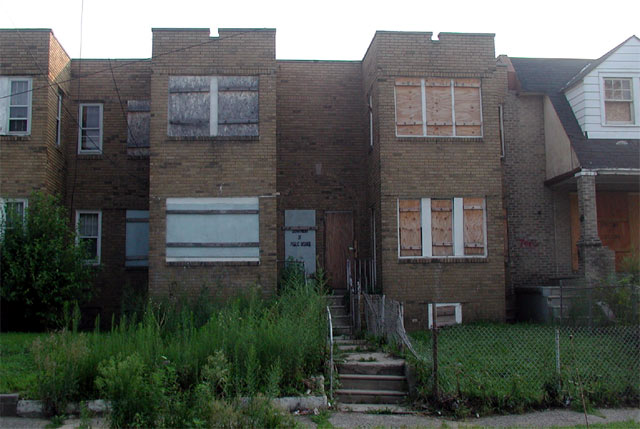 220 & 222 Morse Street — 1929 had not been built, July 2004