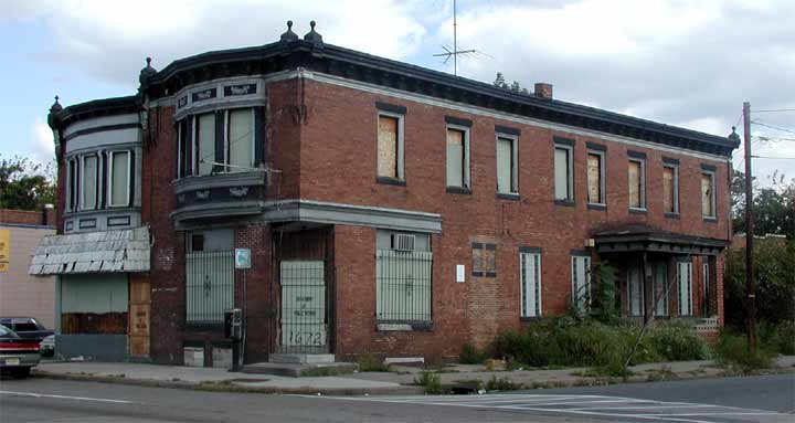 The former site of Knauer's Cafe at 1674 Mount Ephraim Avenue, October 2003