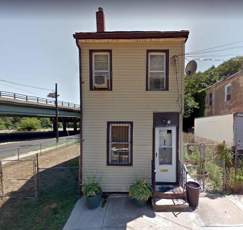 828 Mount Vernon Street, photographed 2012