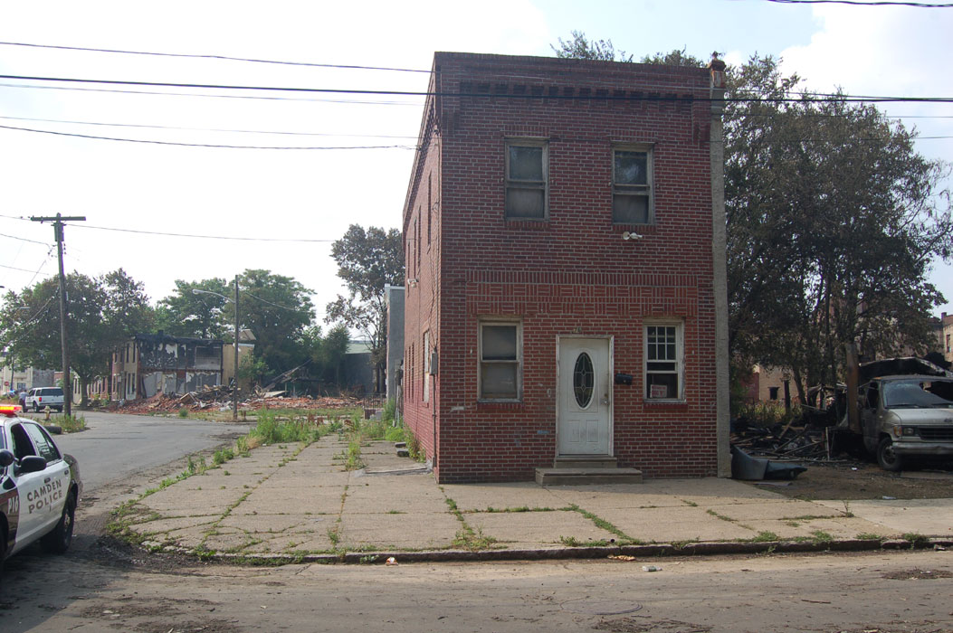 1176 Mount Vernon Street, photographed June 10, 2011
