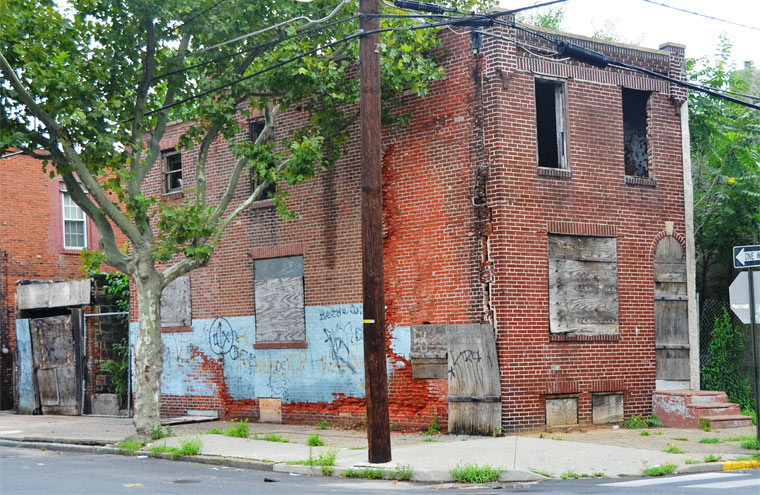 Intersection of South 3rd Street & Mt. Vernon Street
