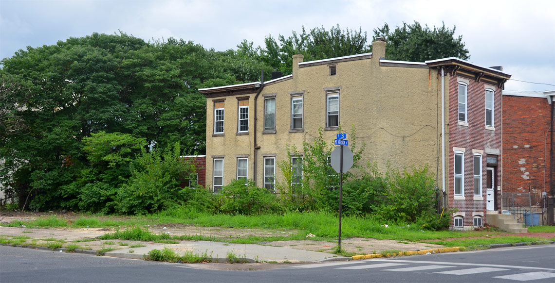 Intersection of South 3rd Street & Mt. Vernon Street