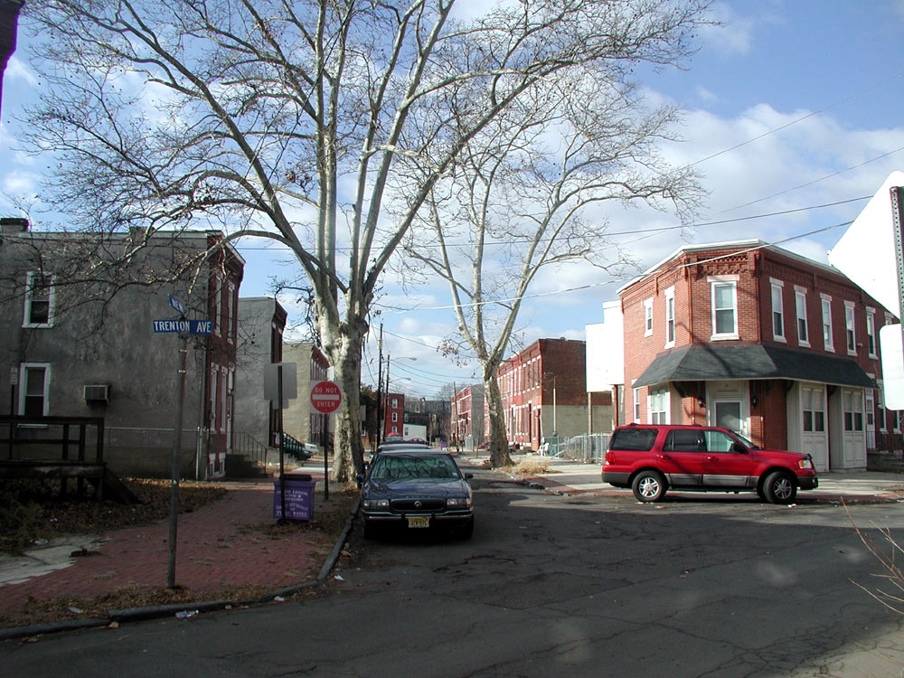 Intersection of Trenton Avenue and New Street, December 27, 2005