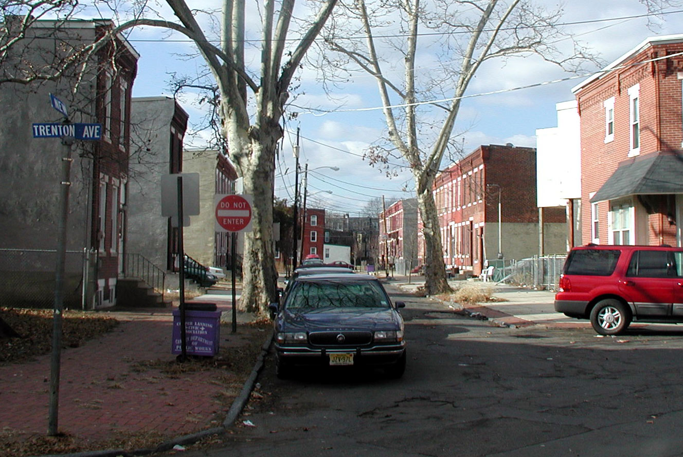 Looking West on New Street from Trenton Avenue, December 27, 2005