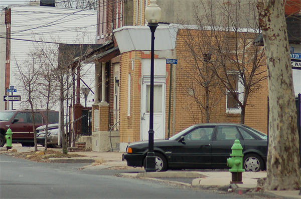 Intersection of Berkley Street, Trenton Avenue & Newton Avenue — closer view from Haddon Avenue, January 2, 2008