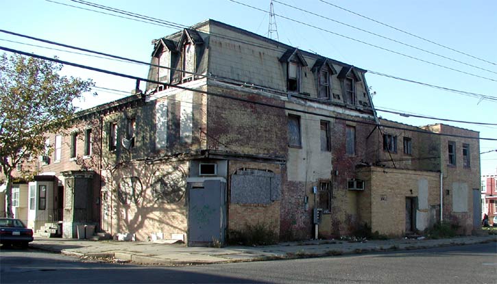 589 Pine Street, October 27, 2003