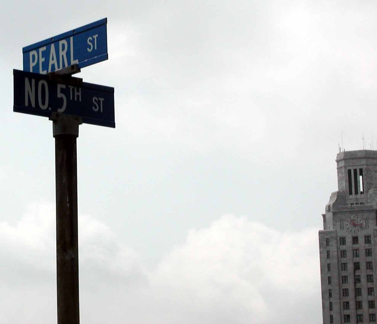 Corner of 5th and Pearl Streets, south side of the Ben Franklin Bridge, July 2004
