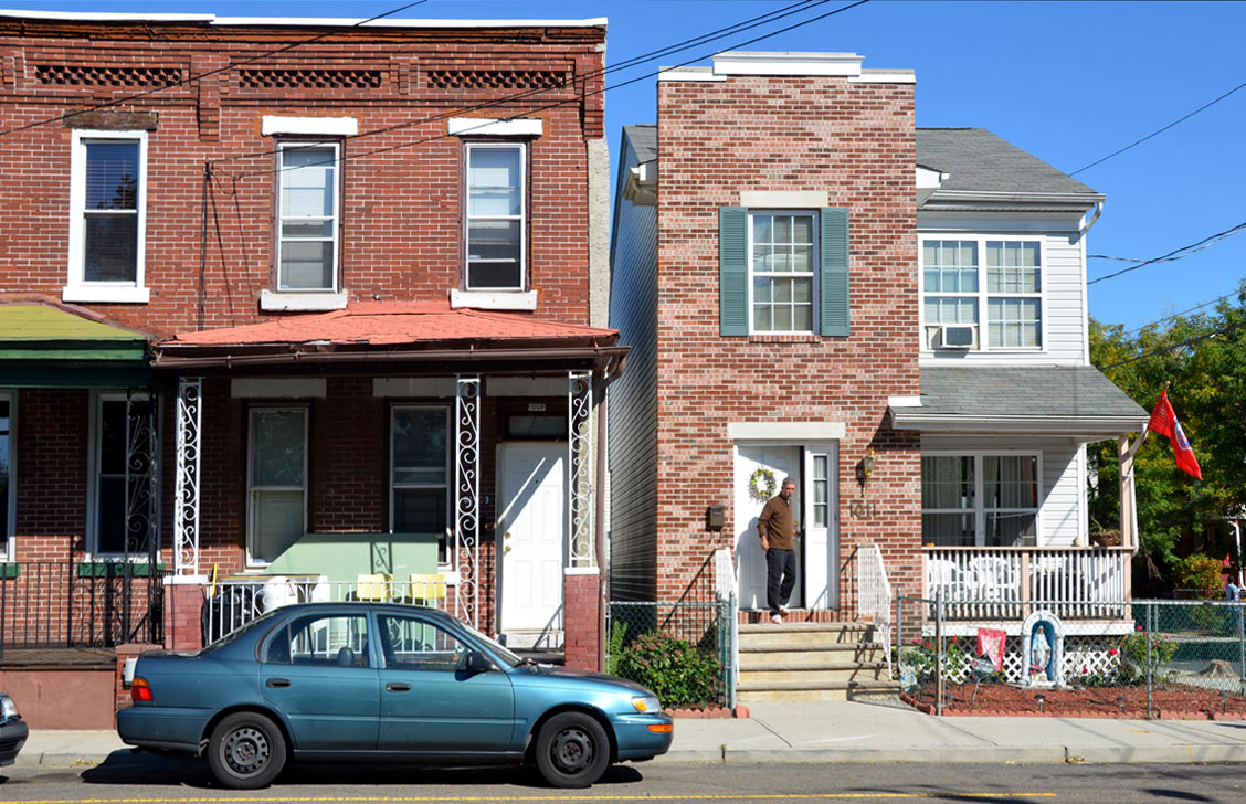 1009 and 1011 Penn Street, October 16, 2011