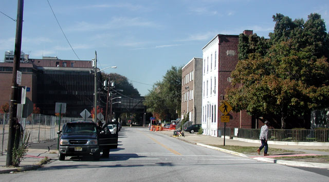 Penn Street west of North 6th Street, October 31, 2005