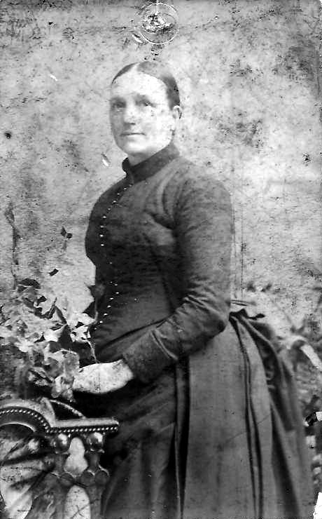 Sarah Sefton Kelly, born in Dublin 1844, arrived in Philadelphia 1893