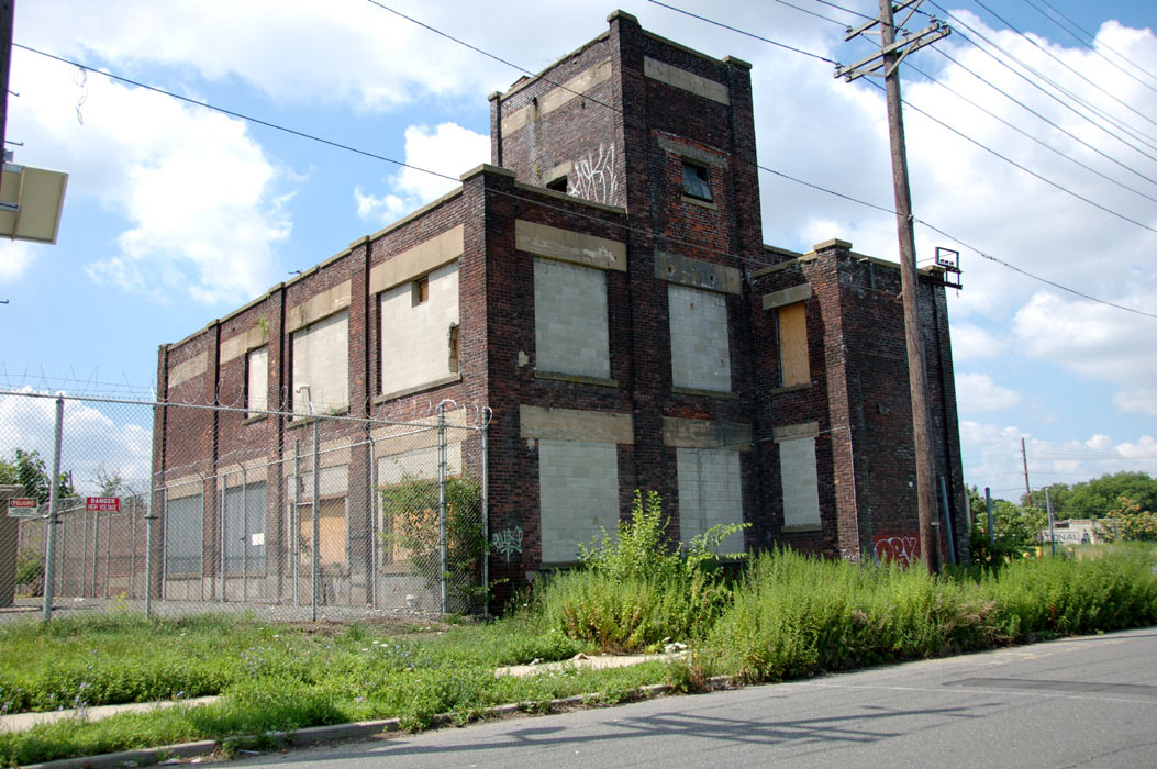 1500 Pine Street — Taylor White Extracting Company, June 2011