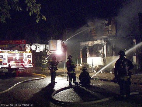 Fire at 2810-2812 Pleasant Street, October 16, 2007