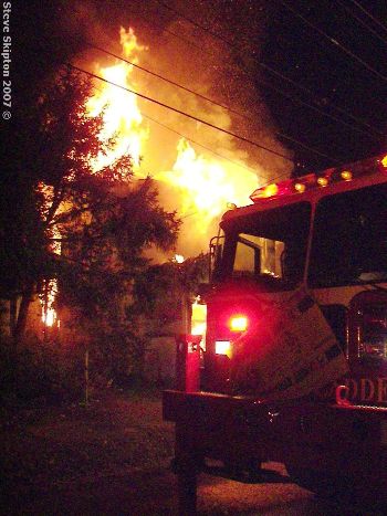 Fire at 2810-2812 Pleasant Street, October 16, 2007