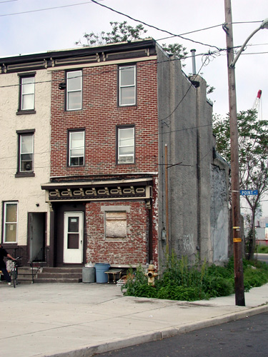 941 Point Street, May 2004