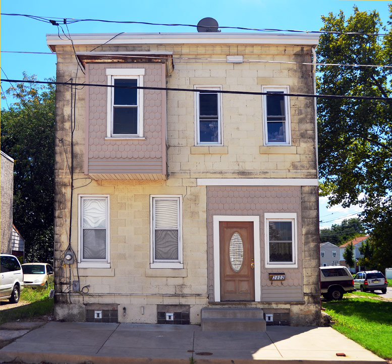 2802 and 2804 Polk Avenue, August 22, 2011