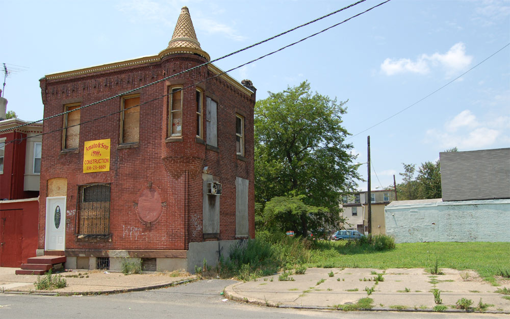 Post Avenue, looking west from South 5th Street, July 3, 2006