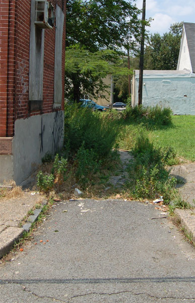 Post Avenue, looking west from South 5th Street, July 3, 2006