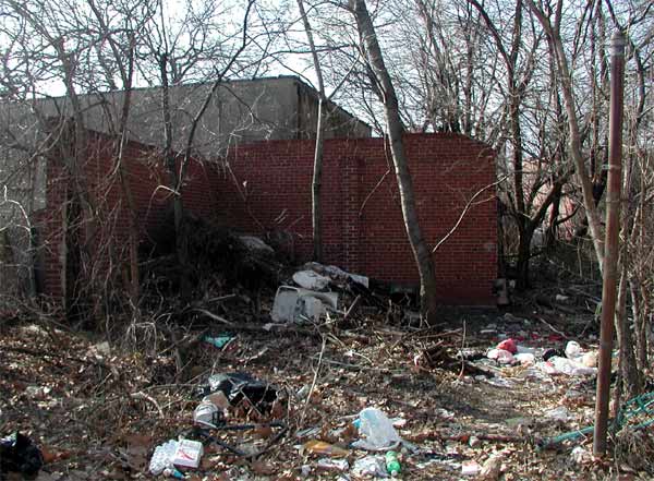 1743 Railroad Avenue, February 2004