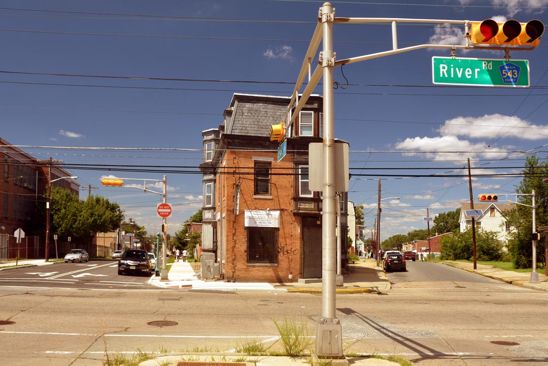 Looking west across River Avenue to 1000 blocks of Cambridge Avenue and North 27th Street, August 22, 2011