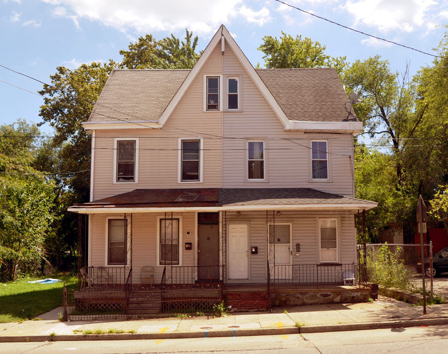 2712-2714 River Avenue, August 22, 2011