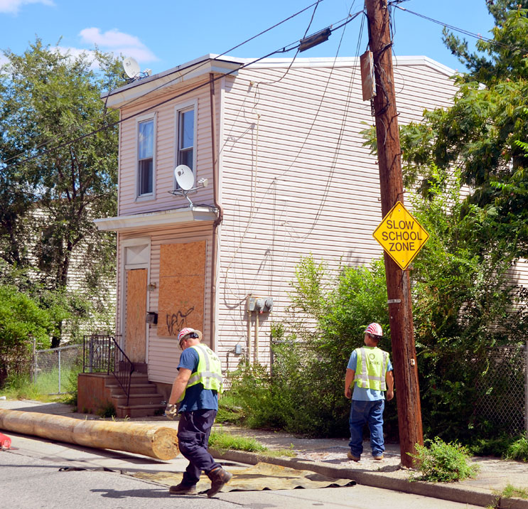 2718 River Avenue, August 22, 2011