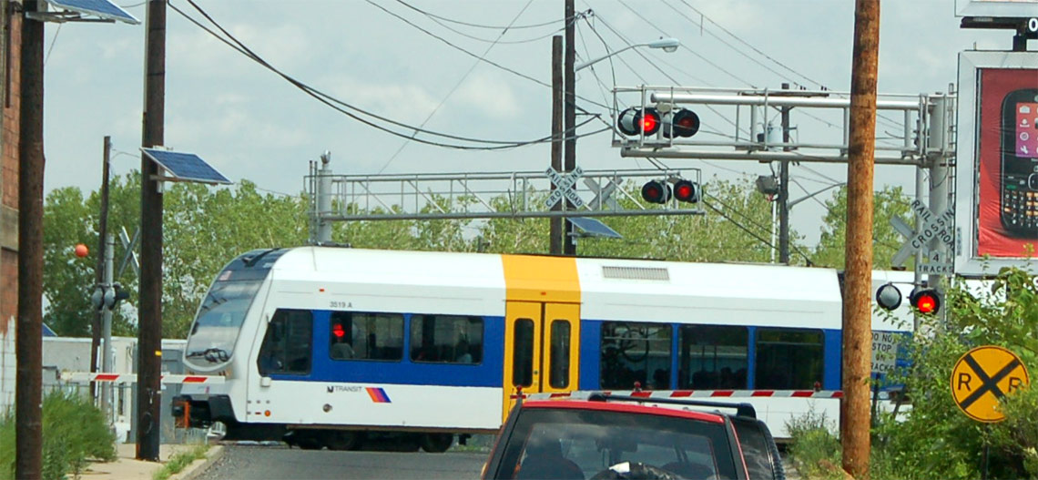 RiverLine train crossing at River Avenue, August 6, 2011