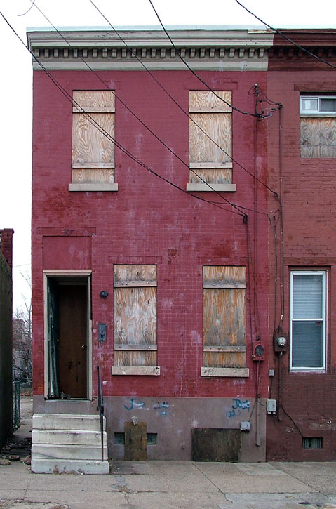 307 Royden Street — January 10, 2005