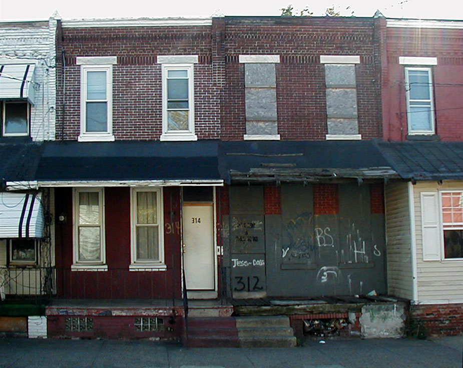 312 & 314 Royden Street — March 18, 2001