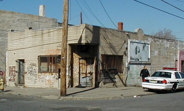 345 Royden Street — February 19, 2002
