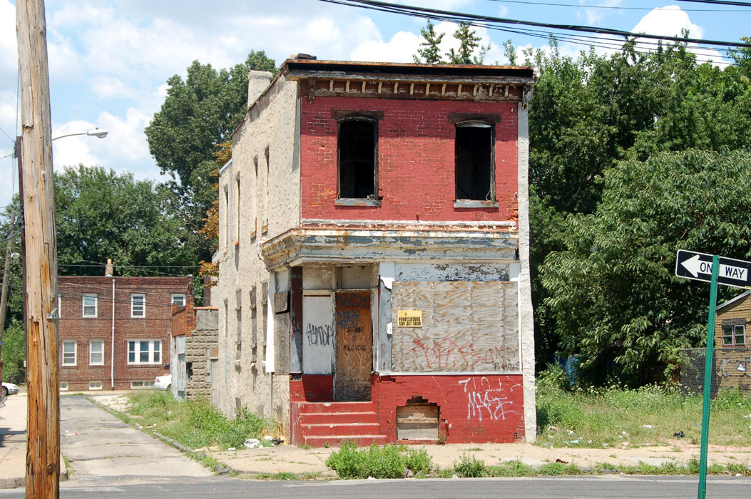 545 Royden Street — The Little Sweet Shop, 1947 — July 16, 2011