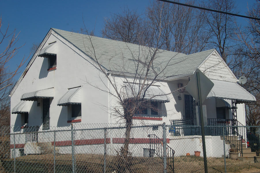 2909 Saunders Street, February 25, 2009