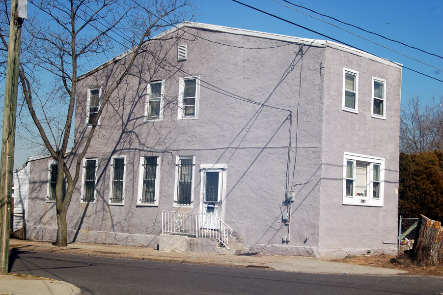 3001 Saunders Street, February 25, 2009