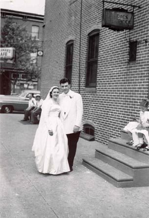The wedding of Frank Albanese and Anna Sciamanna, June 3, 1952